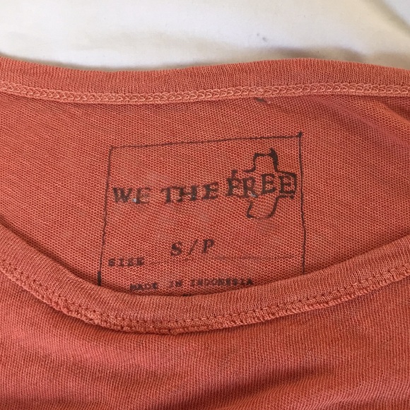 We the free top - Picture 4 of 4